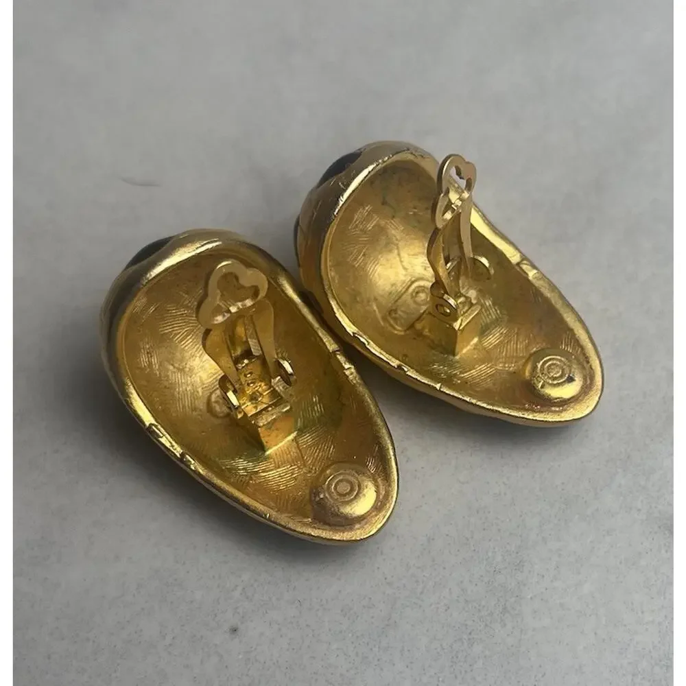 Anne Klein anne klein